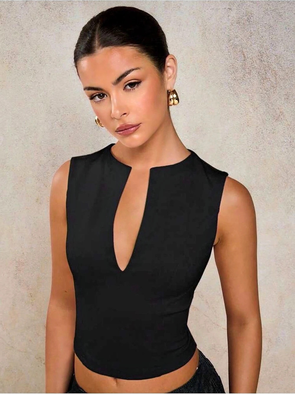 COSMINA Black Keyhole Crop Top Like New